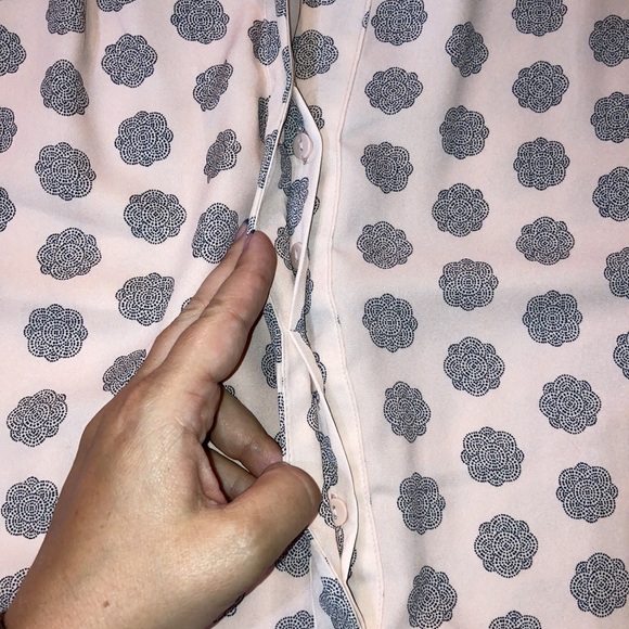 H&M medallion print light pink shift dress - Picture 5 of 5